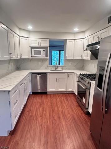 13 Taconic Road Livingston NJ 07039