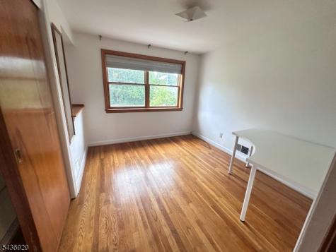 13 Taconic Road Livingston NJ 07039