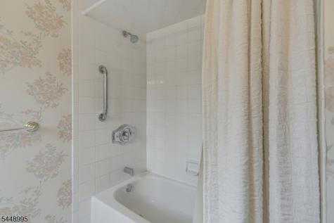 28 Helton Terrace Montville NJ 07045