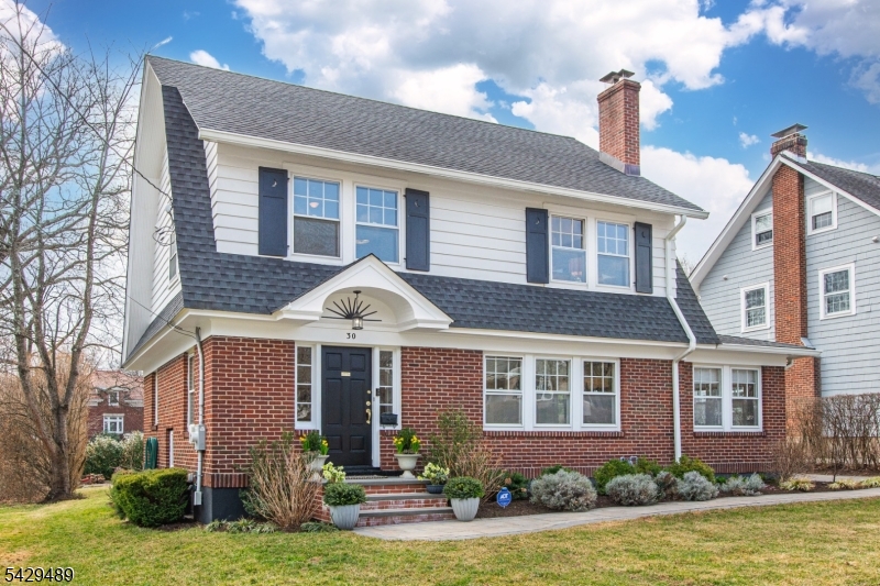 30 Wellesley Road Montclair NJ 07043