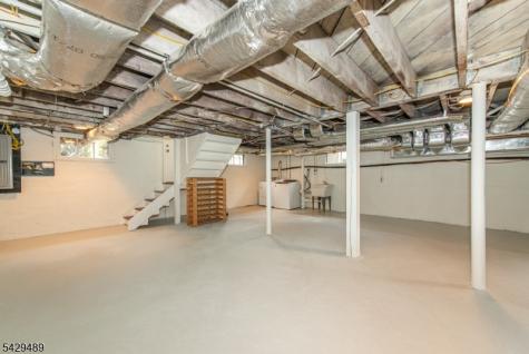 30 Wellesley Road Montclair NJ 07043