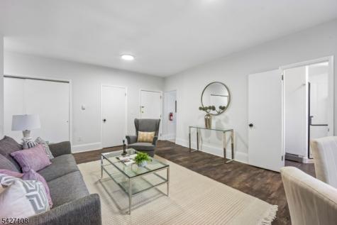 44 Gates Ave Apt 2 Montclair NJ 07042