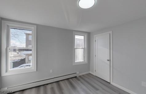130 1ST Street Elizabeth NJ 07206