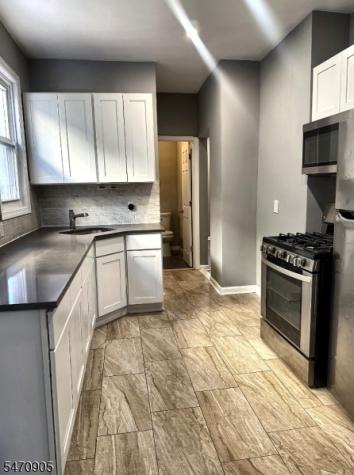 127 Brookwood Street East Orange NJ 07018
