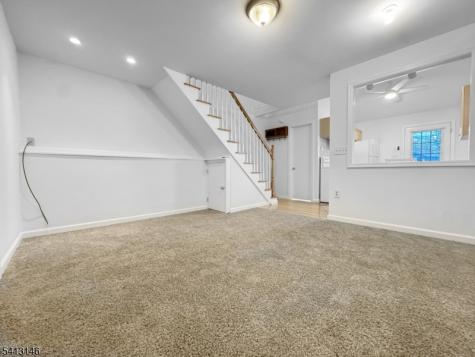 964 State Route 173 - B Bloomsbury NJ 08804