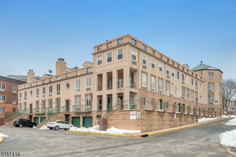 50 Pine Street Montclair NJ 07042
