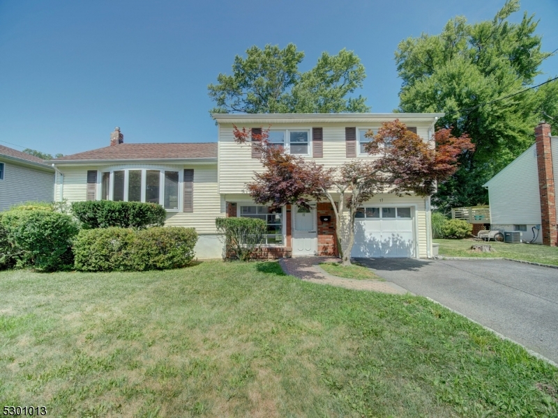 17 Brook Place West Orange NJ 07052