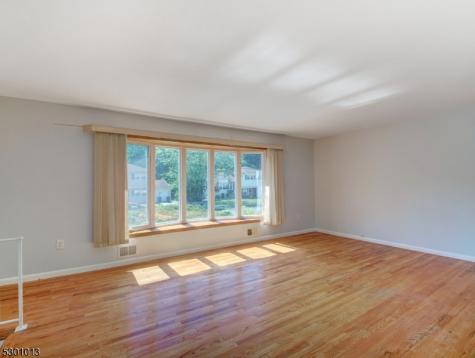 17 Brook Place West Orange NJ 07052