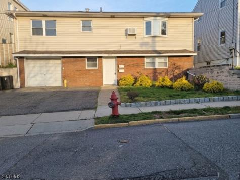 15 Dell Glen Avenue Lodi NJ 07644