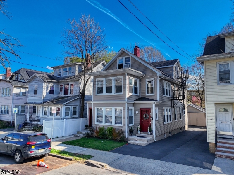 24 Marion Avenue Newark NJ 07106