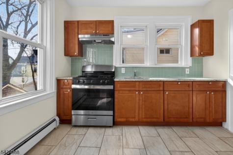 24 Marion Avenue Newark NJ 07106