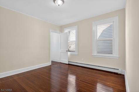 24 Marion Avenue Newark NJ 07106