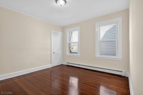 24 Marion Avenue Newark NJ 07106