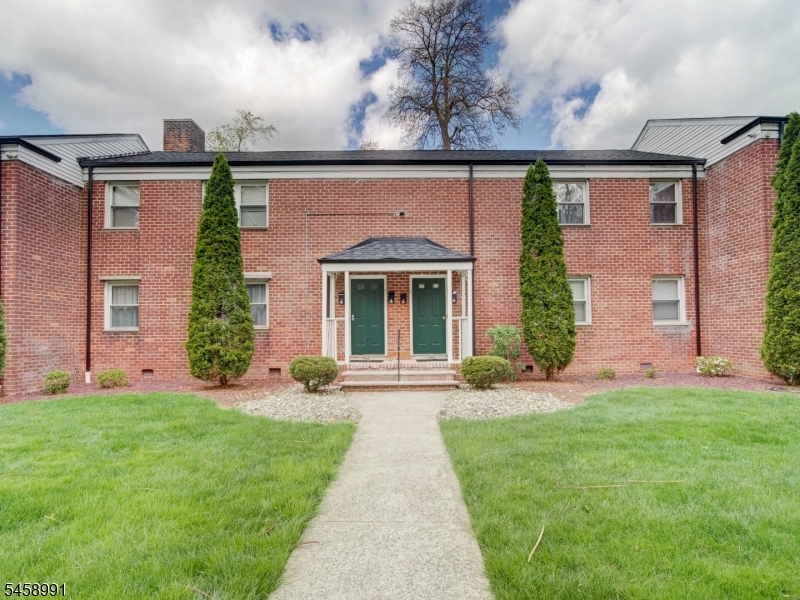 138 Lincoln Street B4 Montclair NJ 07042