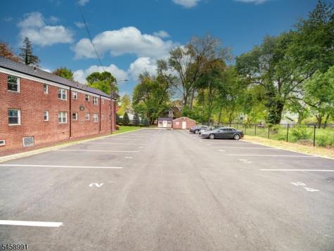 138 Lincoln Street B4 Montclair NJ 07042