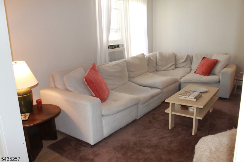 5 Burnham Road Morris NJ 07950