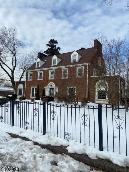 725 Elizabeth Avenue Newark NJ 07112