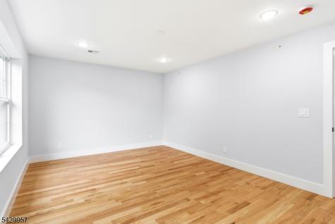 129 Mt Pleasant Avenue Newark NJ 07104
