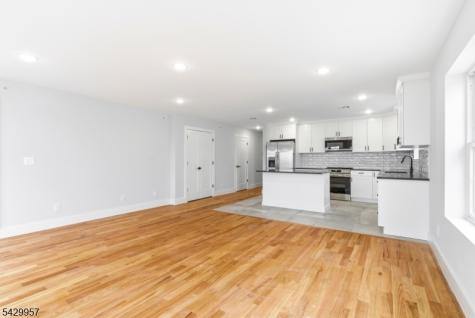 129 Mt Pleasant Avenue Newark NJ 07104