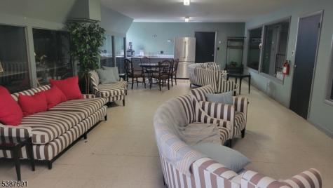 292 W Mill Road Washington NJ 07853