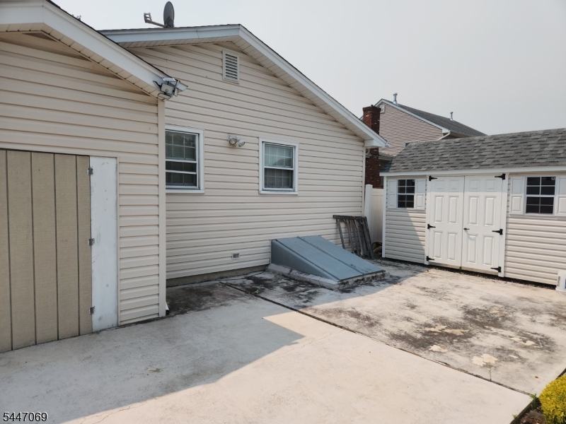 112 Brentwood Road Raritan NJ 08869