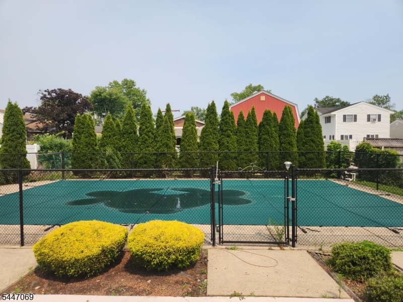 112 Brentwood Road Raritan NJ 08869