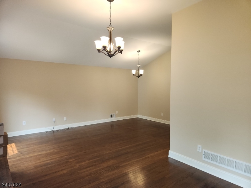 112 Brentwood Road Raritan NJ 08869