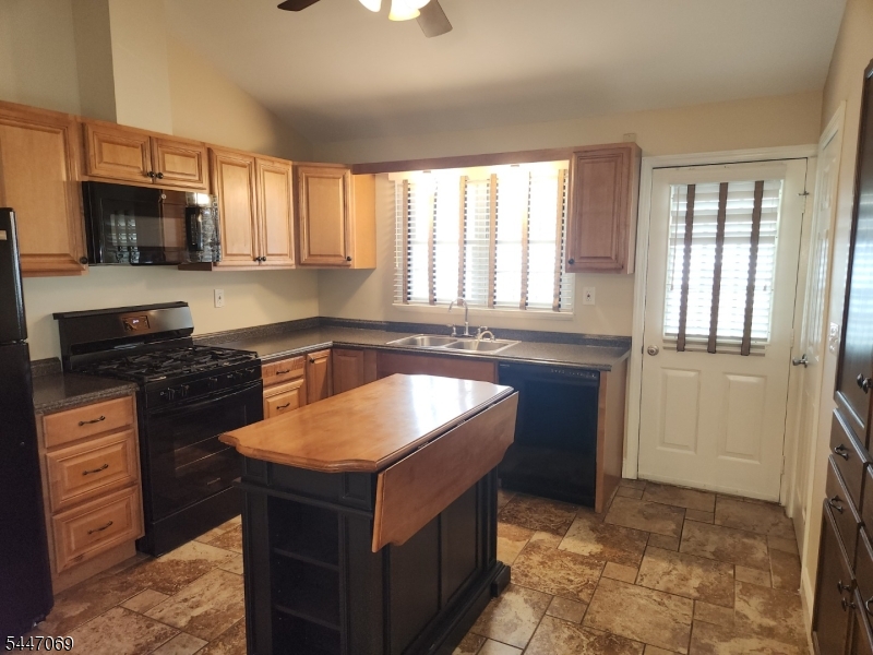 112 Brentwood Road Raritan NJ 08869
