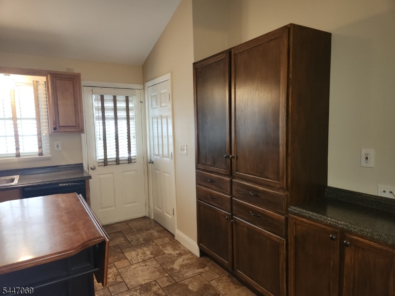 112 Brentwood Road Raritan NJ 08869