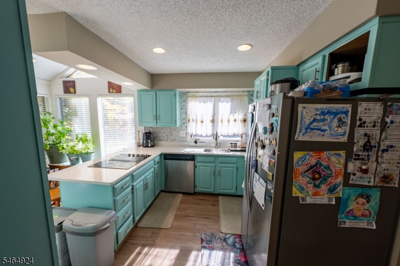 13 Village Way Vernon NJ 07462