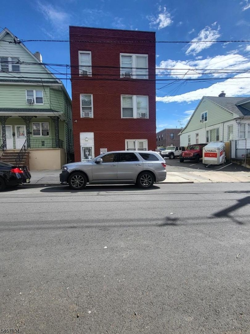 212 John Street Elizabeth NJ 07202