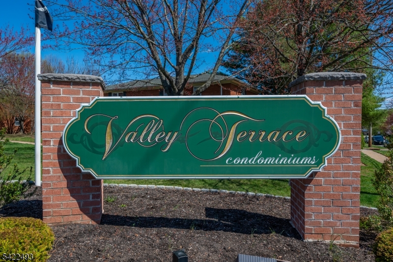 32 Knox Terrace Wayne NJ 07470