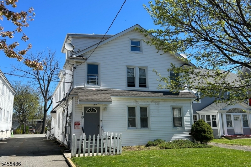 18 Lexington Ave 1f Montclair NJ 07042