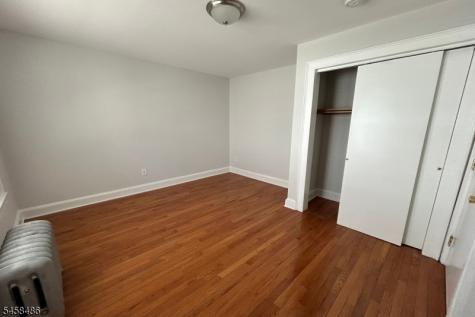 18 Lexington Ave 1f Montclair NJ 07042