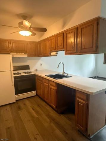 8 Steamboat Drive Vernon NJ 07462