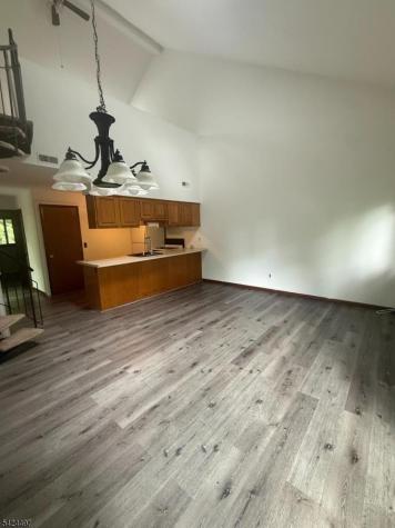 8 Steamboat Drive Vernon NJ 07462