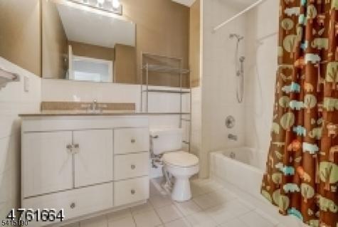 6 Jennifer Drive East Hanover NJ 07936