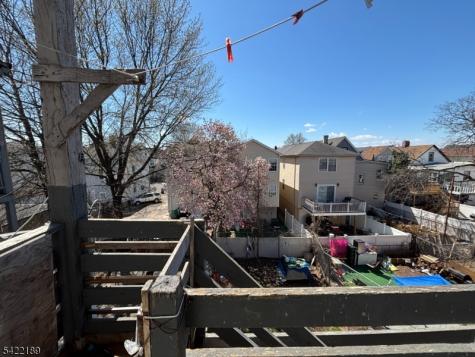 516 E Jersey Street Elizabeth NJ 07206