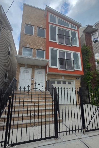465 Hawthorne Avenue Newark NJ 07112