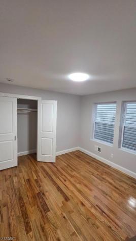 465 Hawthorne Avenue Newark NJ 07112