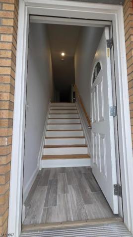 465 Hawthorne Avenue Newark NJ 07112