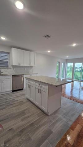 465 Hawthorne Avenue Newark NJ 07112