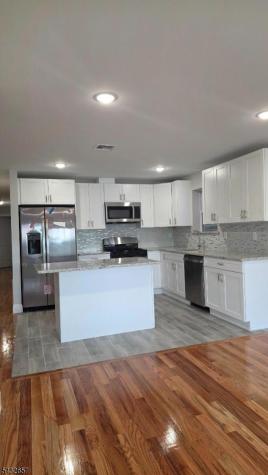 465 Hawthorne Avenue Newark NJ 07112