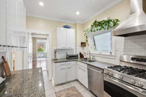 67 Midland Boulevard Maplewood NJ 07040