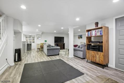 67 Midland Boulevard Maplewood NJ 07040
