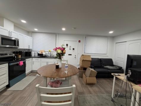 329 Main Avenue Long Hill NJ 07980