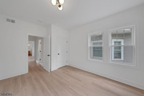 20 Lexington Avenue Montclair NJ 07042