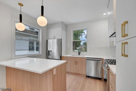 20 Lexington Avenue Montclair NJ 07042