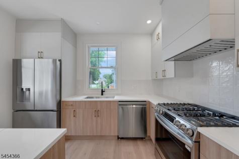 20 Lexington Avenue Montclair NJ 07042