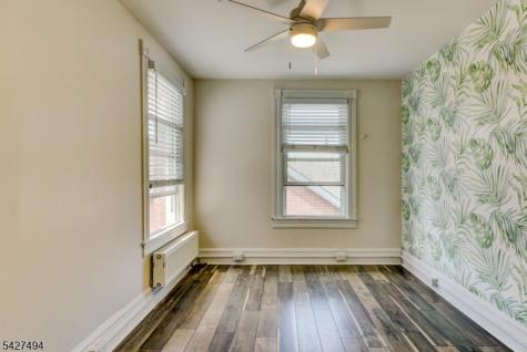 37 E Somerset Street Raritan NJ 08869